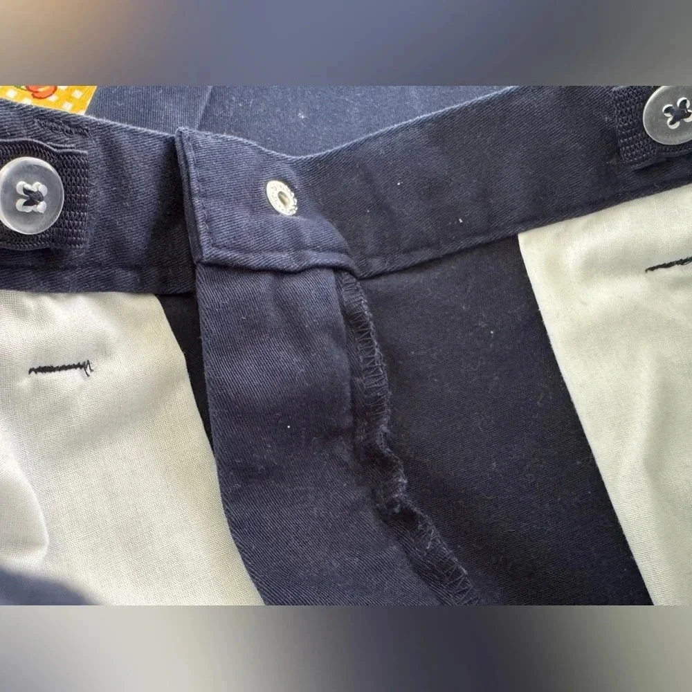 NWT Cat & Jack navy blue school pants size 6. Straight w/ 2 slant front pockets.